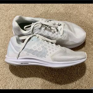 Gorgeous Nike running shoes all white